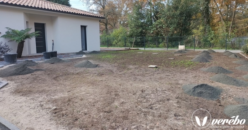 Rénovation de jardin avec un gazon synthétique, Bordeaux, Verébo